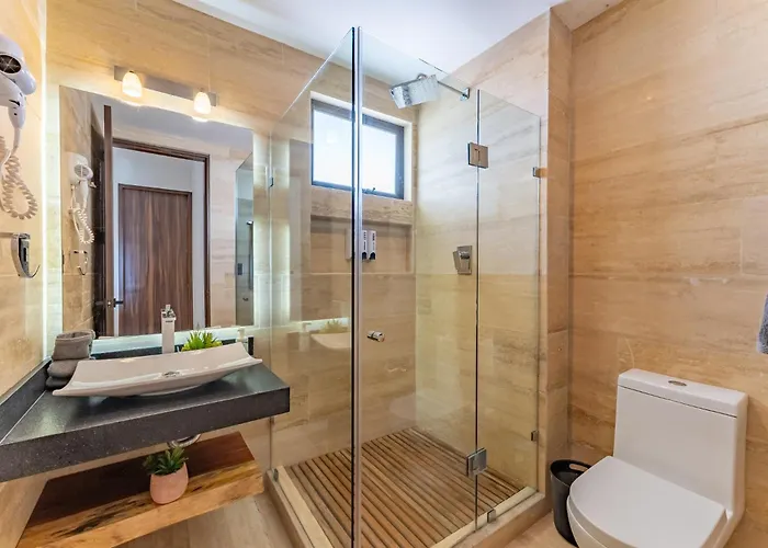 Stylish 2br Penthhouse, Private Terrace, Grill And Pool